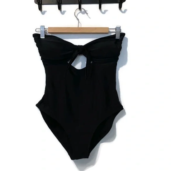 OLD NAVY Strapless Sexy Cutout Bathing suit - Picture 4 of 5